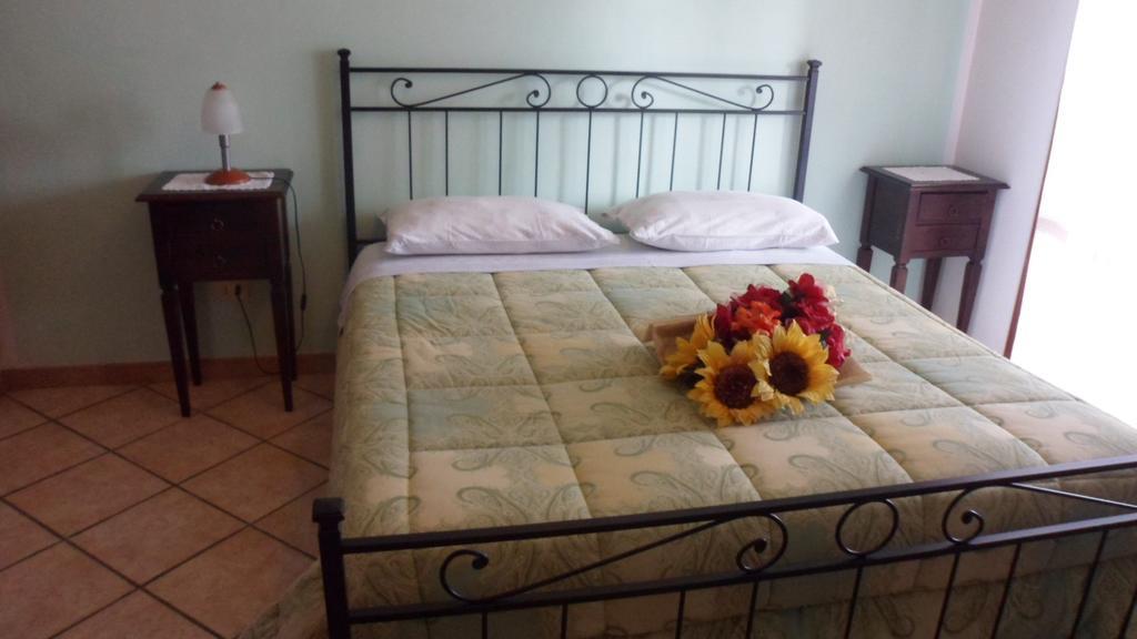 Agriturismo La Quiete Roncofreddo Szoba fotó
