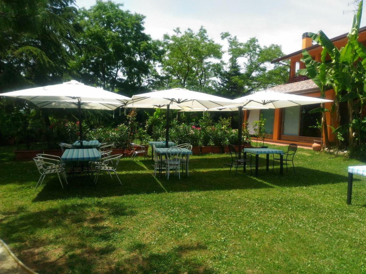 Agriturismo La Quiete Roncofreddo Kültér fotó