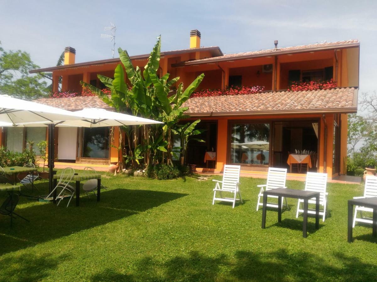Agriturismo La Quiete Roncofreddo Kültér fotó