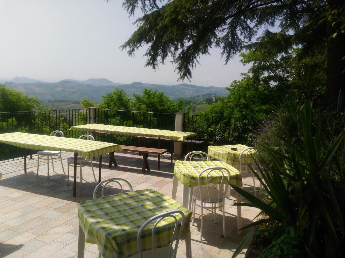 Agriturismo La Quiete Roncofreddo Kültér fotó