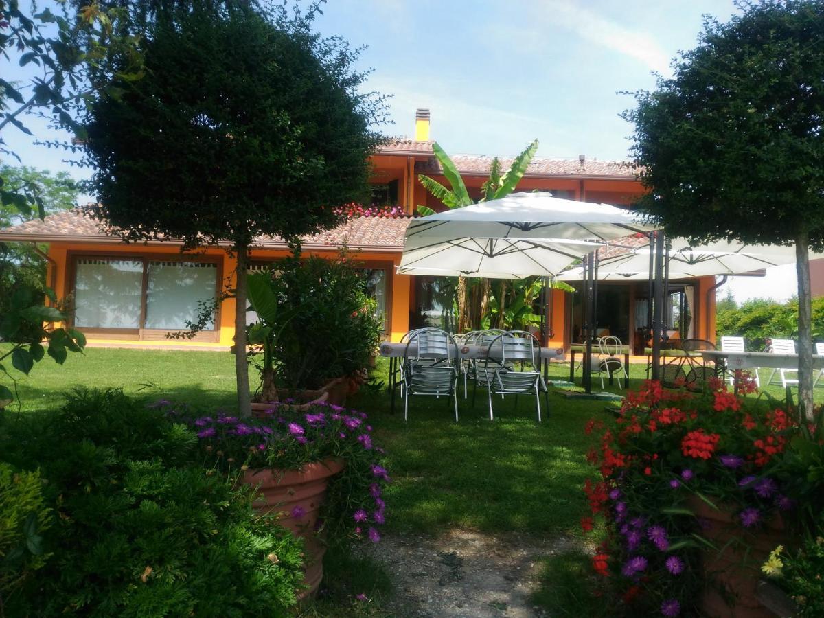 Agriturismo La Quiete Roncofreddo Kültér fotó